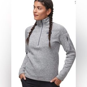 Patagonia quarter zip better sweater size S